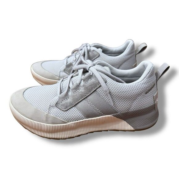 Sorel Out ‘N About III Low Sneaker 2019631009 Moonstone Grey Women’s Size 9 - Picture 1 of 9